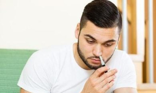 十种容易漏财的面相特征（下）
